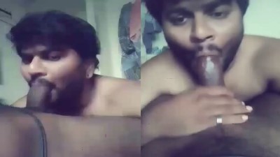 Varapothu Enaku Soli Kanjai Vaiyil Irakum Tamil Gay