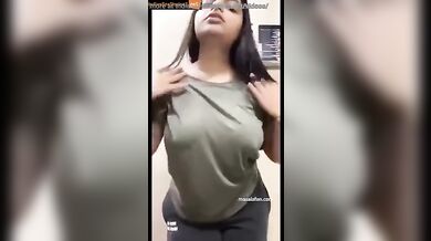 NRI Chick Shows Busty Boobs Video Call